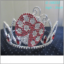Vente en gros de perles de longues boucles d&#39;oreilles en perle pleine couronne de tiare personnalisée